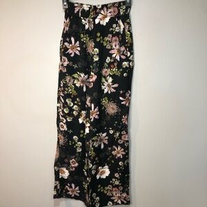 H&M Wide leg High Rise Crane Floral Print Dress Pants